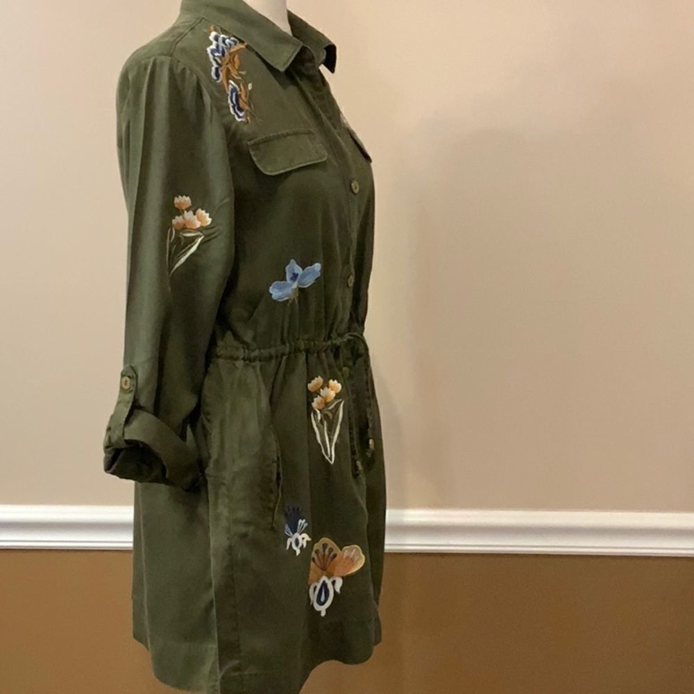 Chico’s Playful Floral Embroidered Anorak Green Jacket MP Medium Petite - Picture 12 of 14